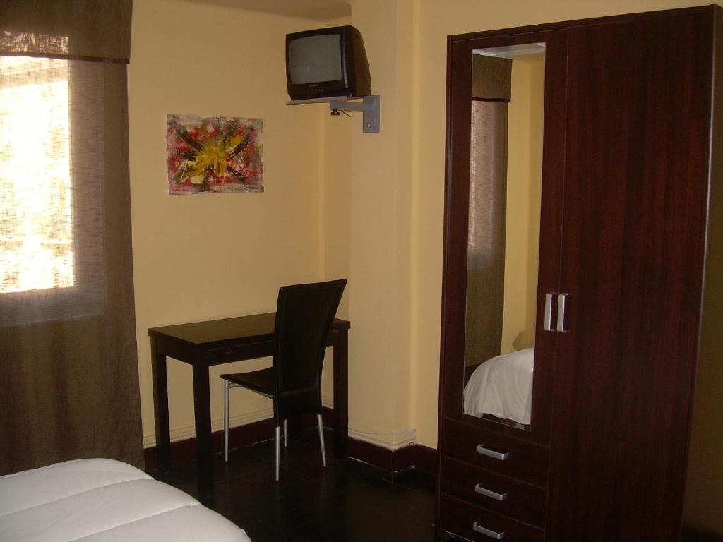 Pensión El Parque Avilés Habitación foto
